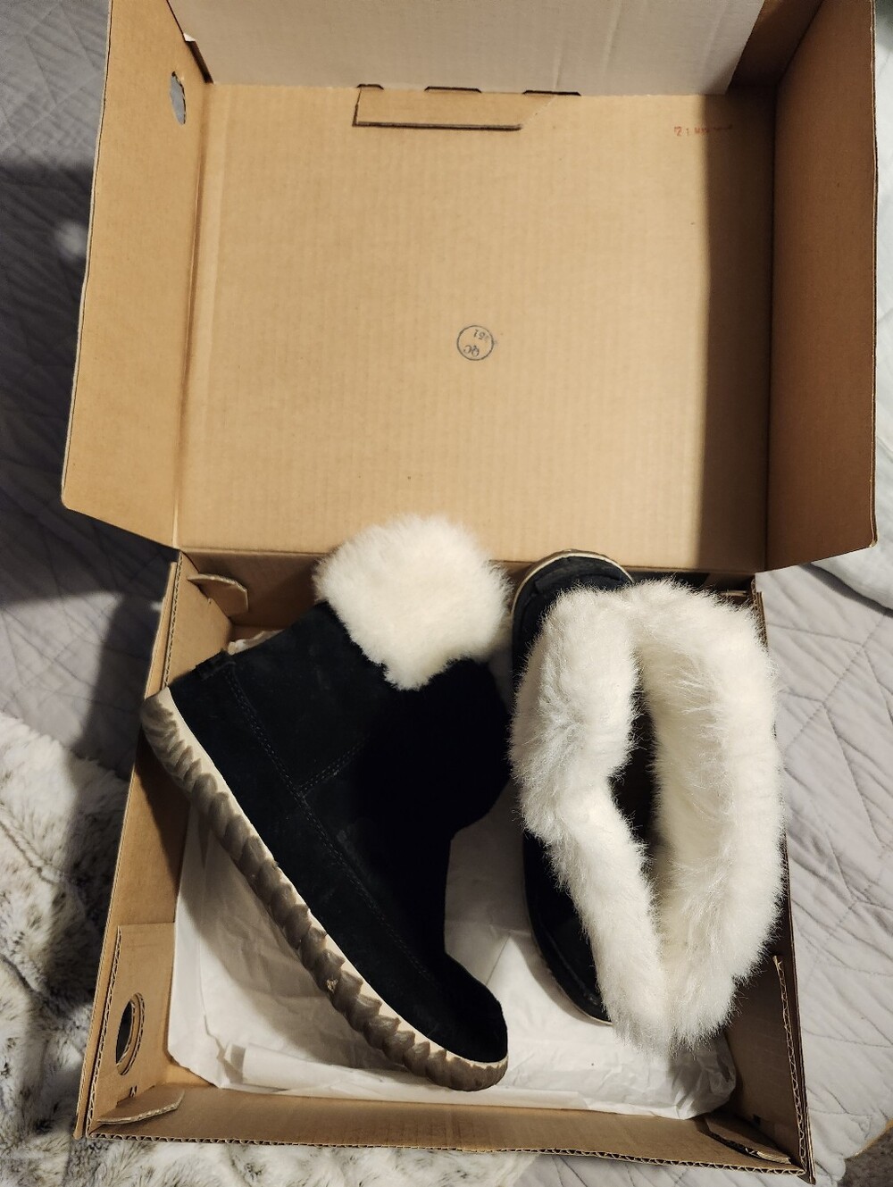 Sorel Women's Black Faux Fur Waterproof Ankle Boots - Cozy Winter Slip-On Sz 8